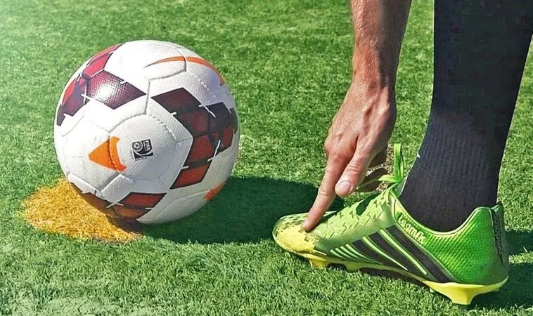 Cách Chơi Kèo Penalty Hiểu Luật Cược Chính Xác Và Mẹo Đặt Kèo Hiệu Quả Nhất 2 Các Yếu Tố Ảnh Hưởng Đến Kết Quả Kèo Penalty
